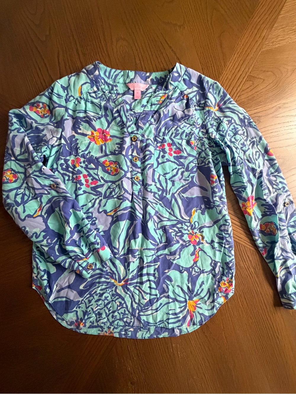 Lilly Pulitzer 100% Silk Floral Button-Front Long Sleeve Top